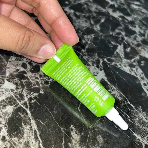 GOLDFADEN MD, Eye Defy Radiance Restoring Eye Treatment new never used - Picture 3 of 3